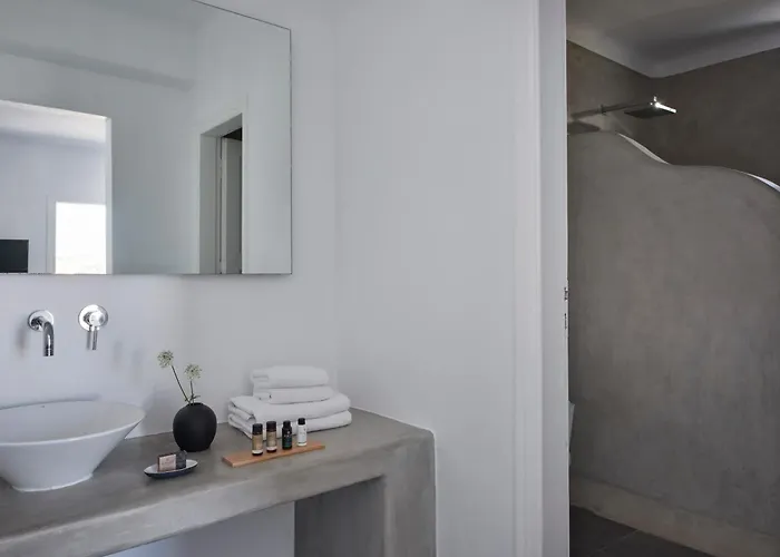 Pietra E Mare - Mykonos Moments