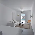 Pietra E Mare - Mykonos Moments By Mr And Mrs White