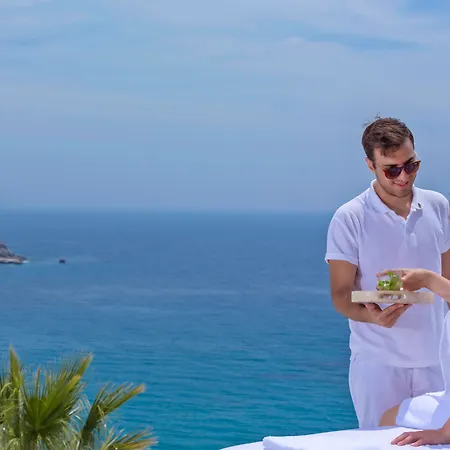 Pietra E Mare - Mykonos Moments Hotell 4*